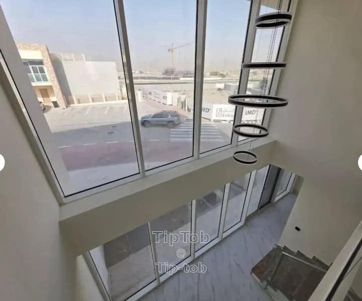 https://db.tiptob.com/uploads/IMAGE/IMG_1758109724869_0.webp